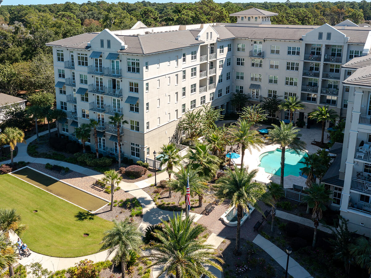 Aerial view of The bayshore with community pool